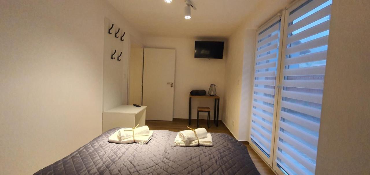 Dom Pod Groniem Hotel ชีกี ภายนอก รูปภาพ