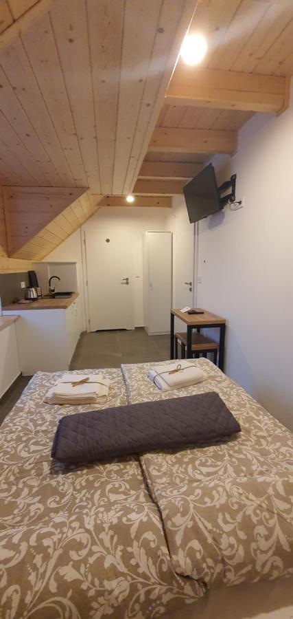 Dom Pod Groniem Hotel ชีกี ภายนอก รูปภาพ